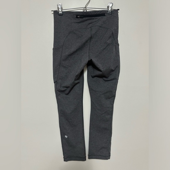 Lululemon Speed Up Crop 21” Size 4 - Picture 6 of 9